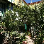 Gaia Guest house