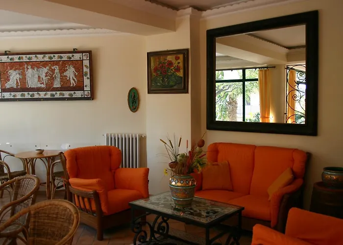 Πανσιόν Gaia Ταορμίνα